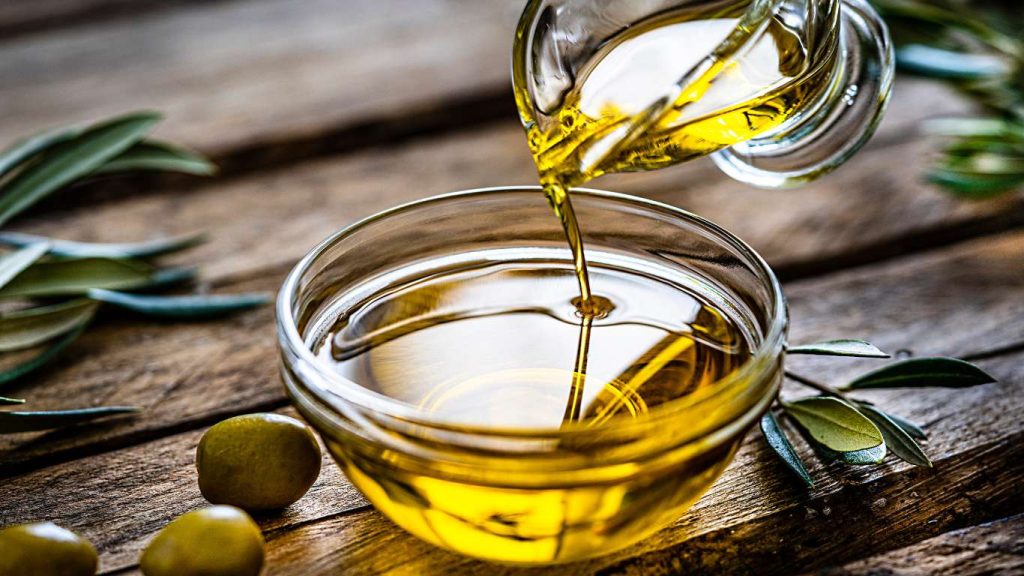 Olivenöl und andere Hausmittel